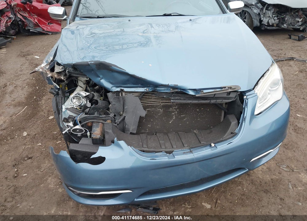 2011 CHRYSLER 200 LIMITED VIN: 1C3BC2FB7BN580748