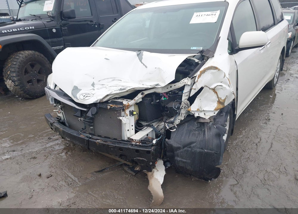 2015 TOYOTA SIENNA XLE LIMITED VIN: 5TDDK3DCXFS104504