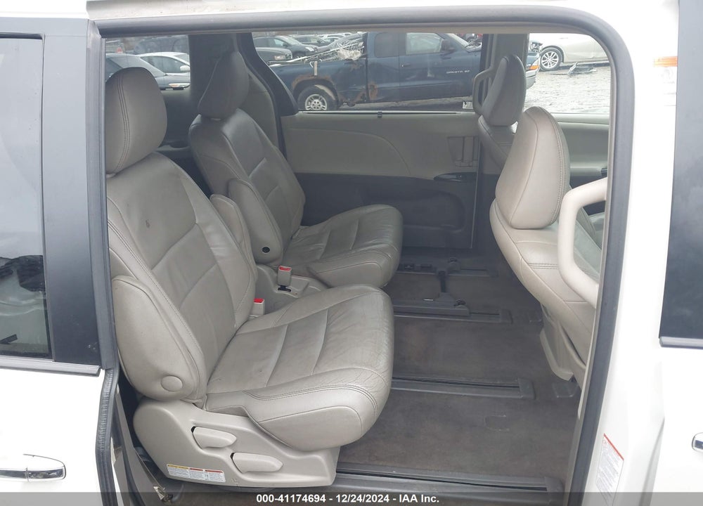 2015 TOYOTA SIENNA XLE LIMITED VIN: 5TDDK3DCXFS104504