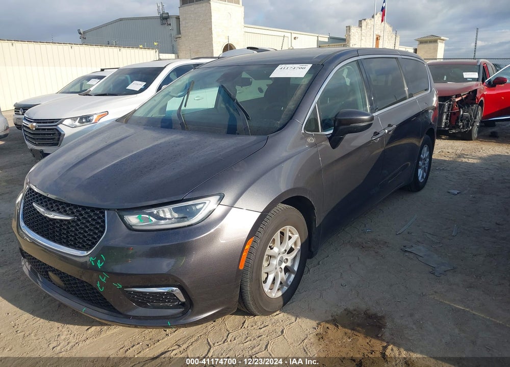 2023 CHRYSLER PACIFICA TOURING L VIN: 2C4RC1BG4PR553796