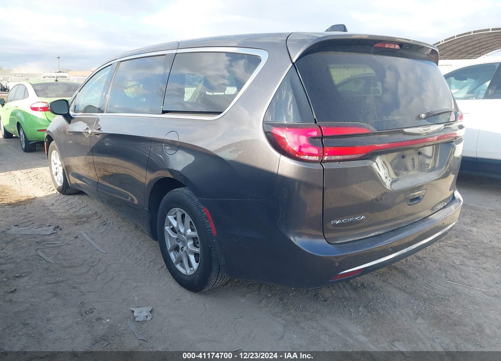 2023 CHRYSLER PACIFICA TOURING L VIN: 2C4RC1BG4PR553796