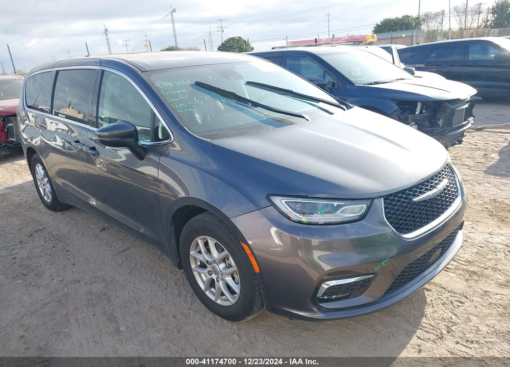 2023 CHRYSLER PACIFICA TOURING L VIN: 2C4RC1BG4PR553796