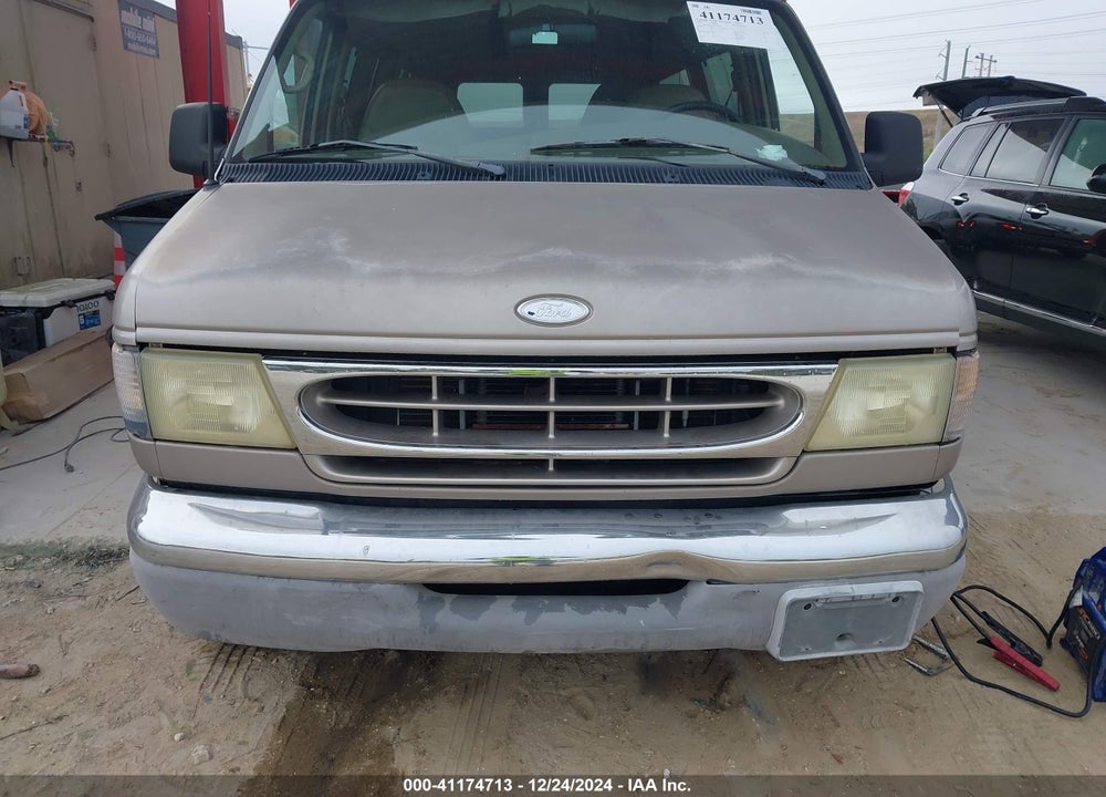 2002 FORD E-150 XL/XLT VIN: 1FMRE11L82HB58268