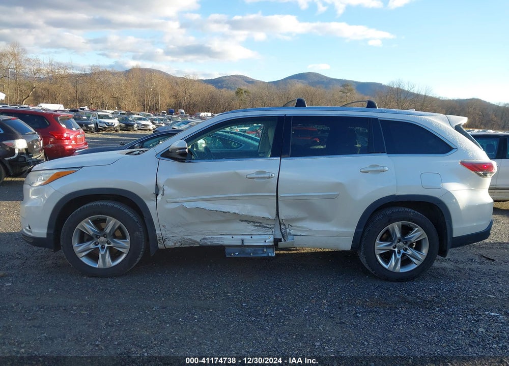 2015 TOYOTA HIGHLANDER LIMITED V6 VIN: 5TDDKRFH5FS078079