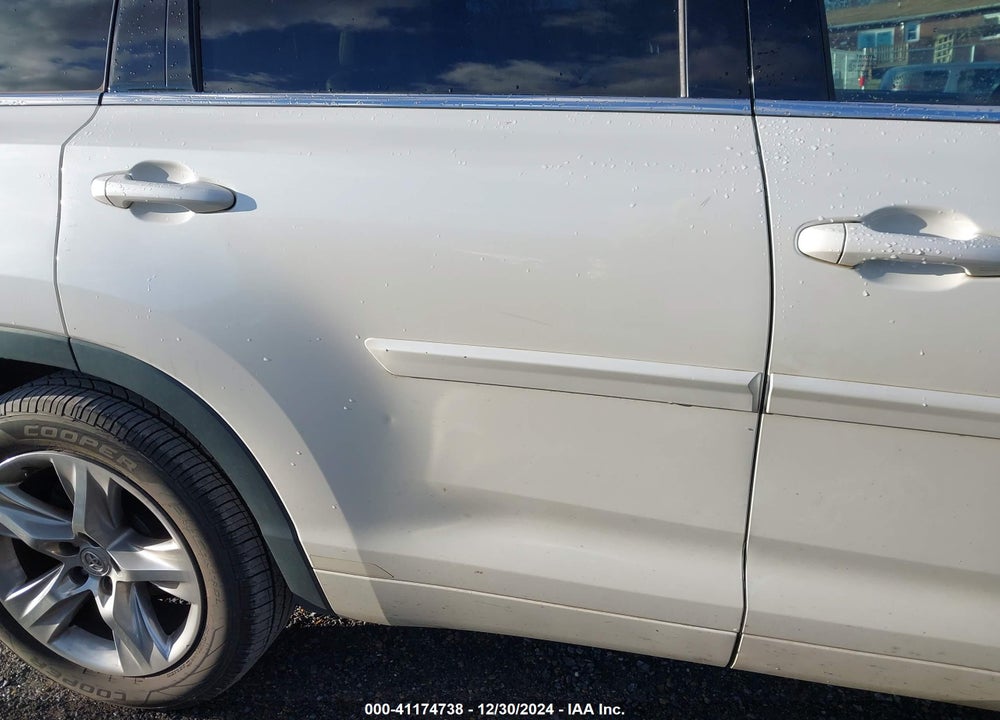 2015 TOYOTA HIGHLANDER LIMITED V6 VIN: 5TDDKRFH5FS078079