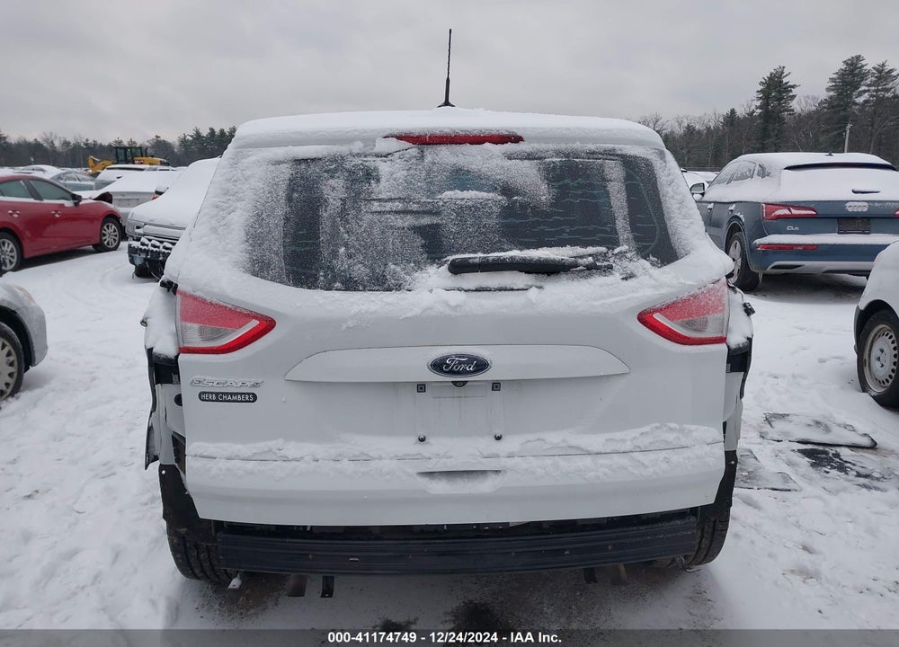 2016 FORD ESCAPE S VIN: 1FMCU0F76GUA60370