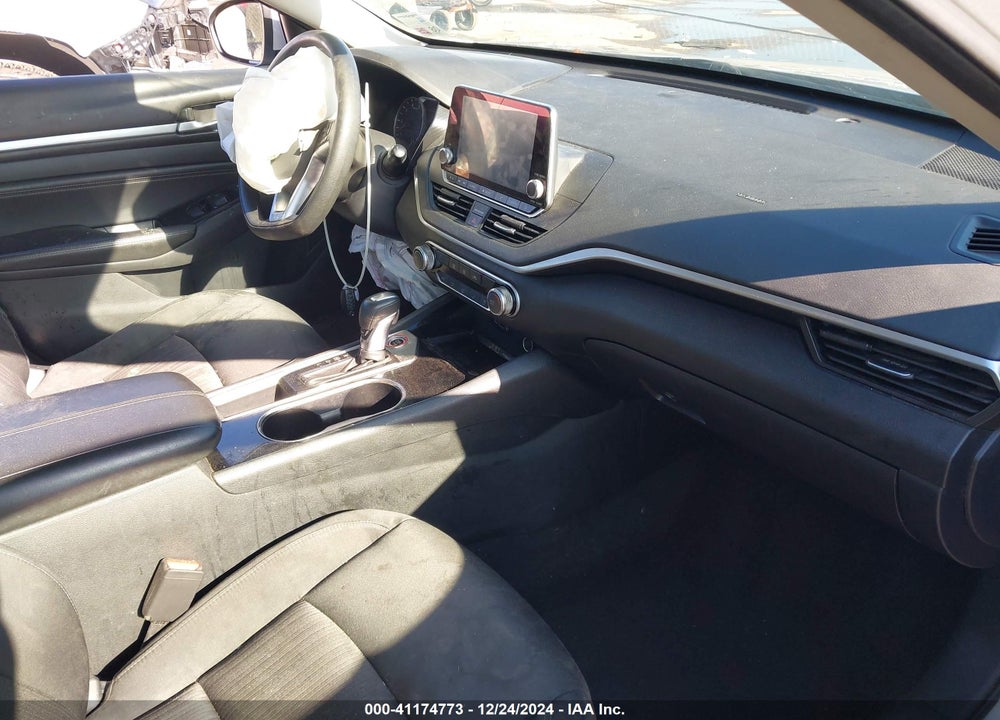 2021 NISSAN ALTIMA VIN: 1N4BL4DV8MN302440