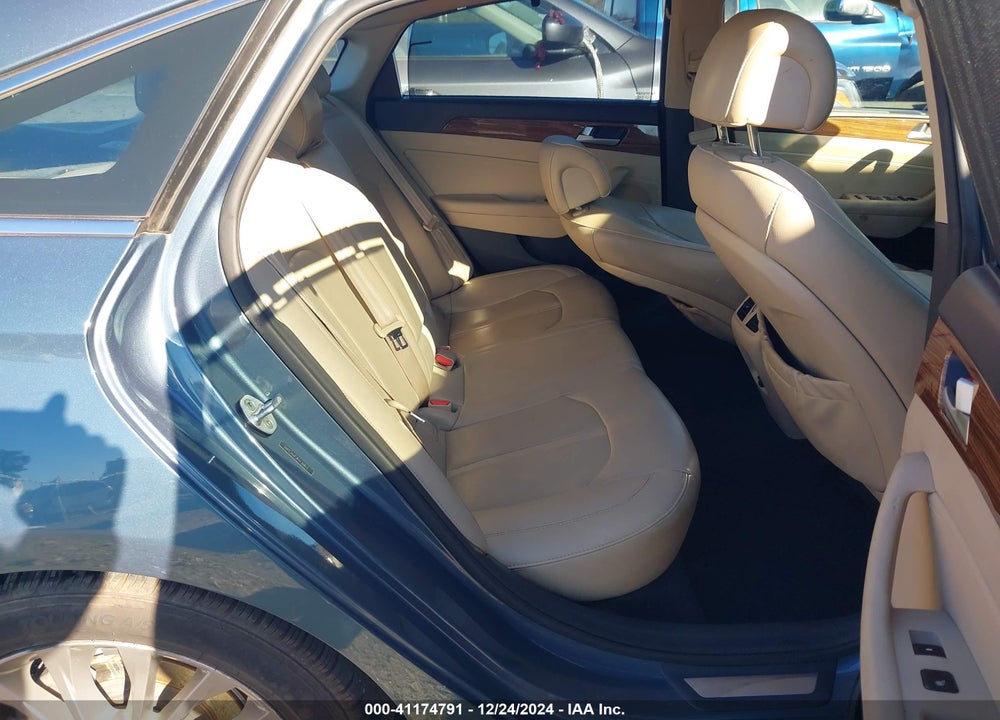 2015 HYUNDAI SONATA VIN: 5NPE34AF3FH134813