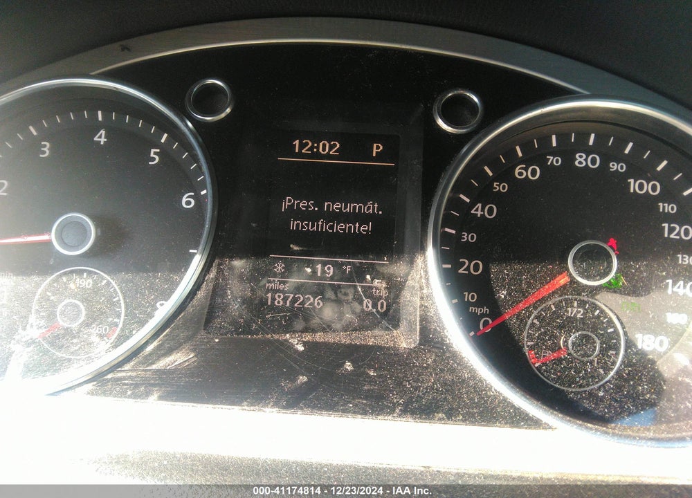 2011 VOLKSWAGEN CC LUX VIN: WVWHN7AN2BE716055