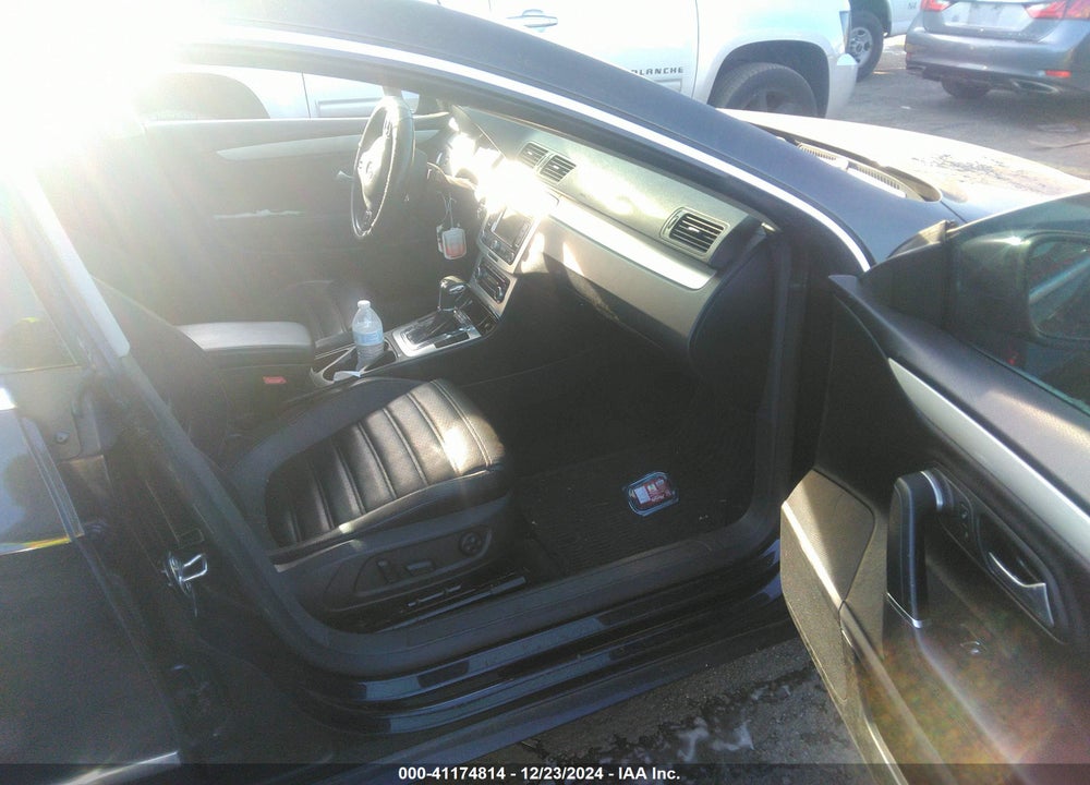 2011 VOLKSWAGEN CC LUX VIN: WVWHN7AN2BE716055