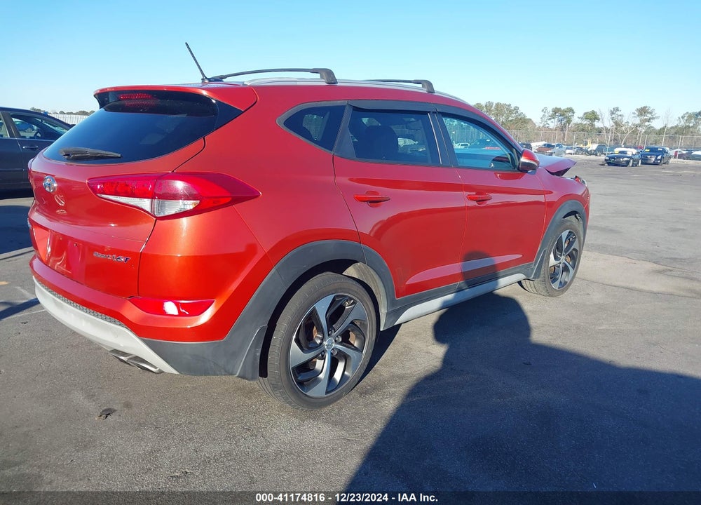 2017 HYUNDAI TUCSON VIN: KM8J33A26HU406989