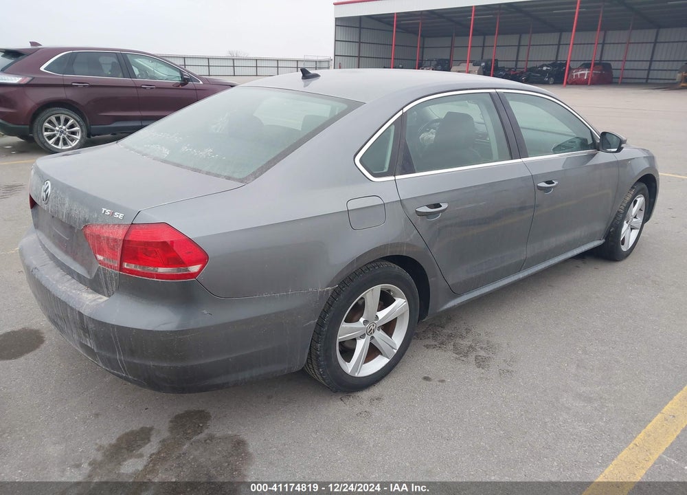 2015 VOLKSWAGEN PASSAT 1.8T SE VIN: 1VWBT7A31FC025642