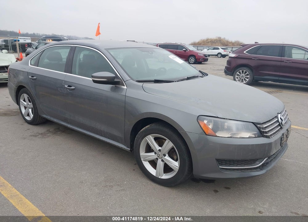 2015 VOLKSWAGEN PASSAT 1.8T SE VIN: 1VWBT7A31FC025642