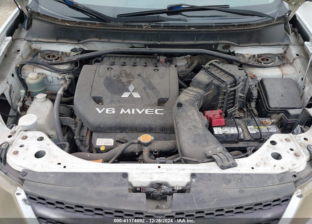 2007 MITSUBISHI OUTLANDER ES/LS VIN: JA4MS31XX7Z011628