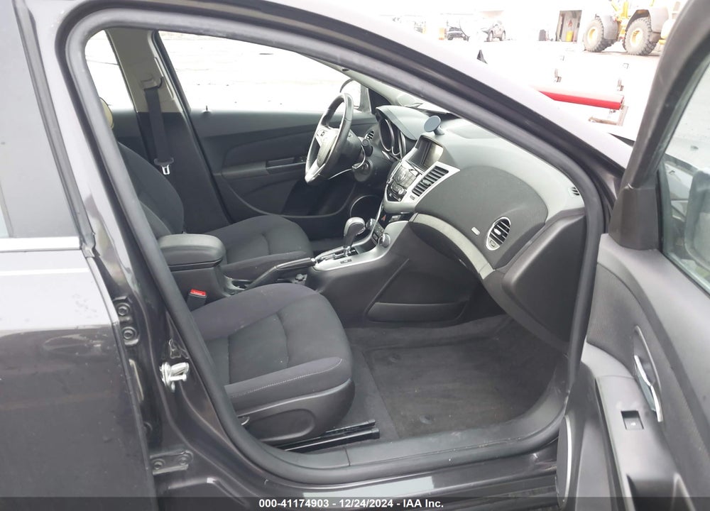 2014 CHEVROLET CRUZE VIN: 1G1PC5SB9E7302024