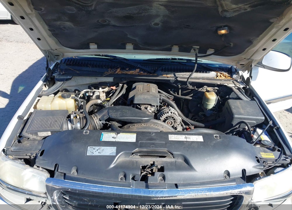 2000 GMC YUKON XL 1500 SLT VIN: 3GKFK16T0YG176103