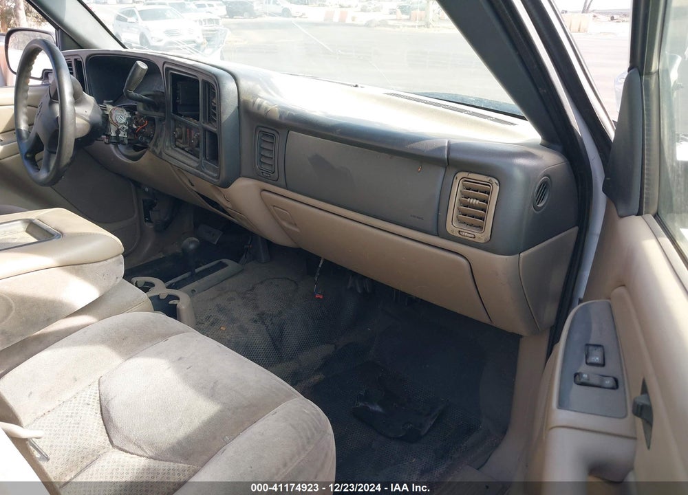 2006 CHEVROLET SILVERADO 1500 WORK TRUCK VIN: 1GCEK14X76Z235710