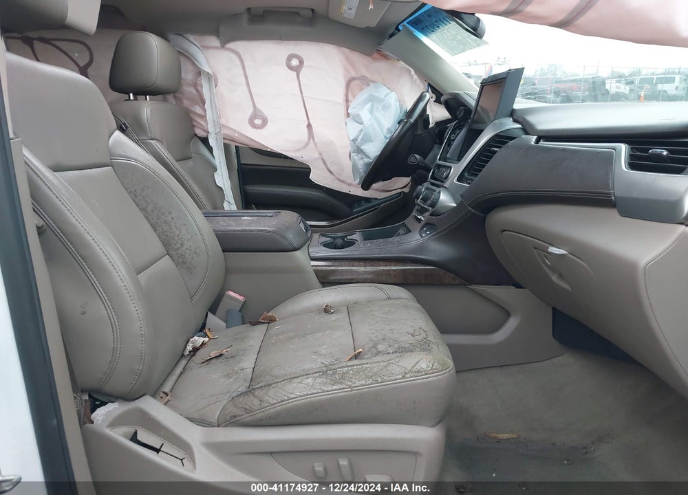 2015 CHEVROLET SUBURBAN 1500 LT VIN: 1GNSKJKC7FR234423
