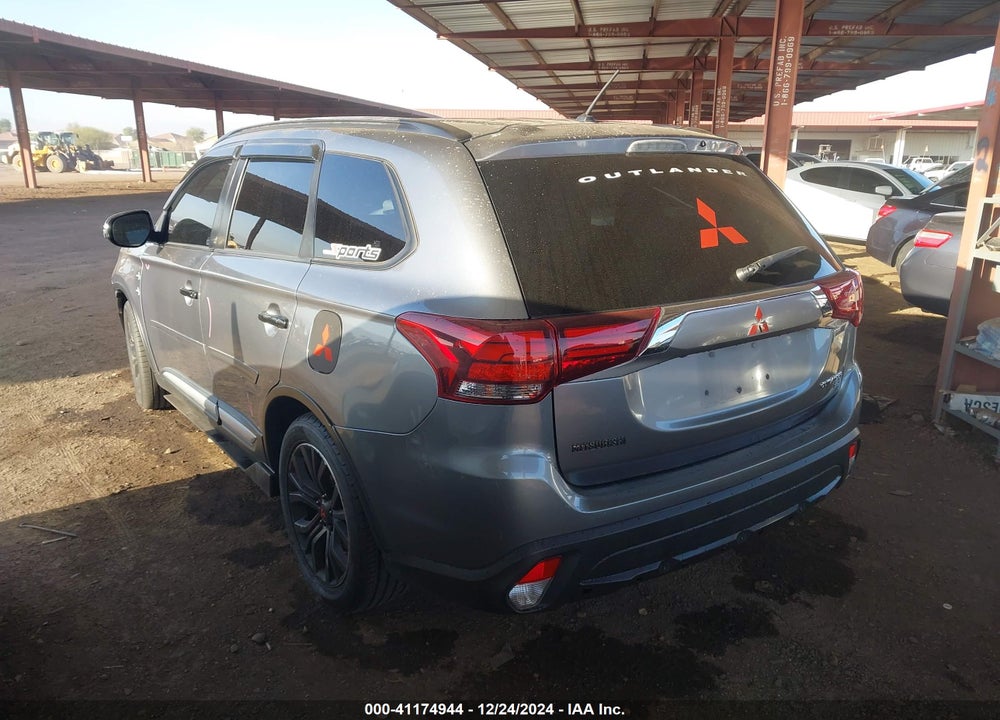 2016 MITSUBISHI OUTLANDER VIN: JA4AD3A32GZ035920