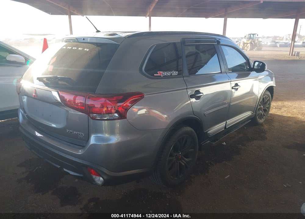 2016 MITSUBISHI OUTLANDER VIN: JA4AD3A32GZ035920