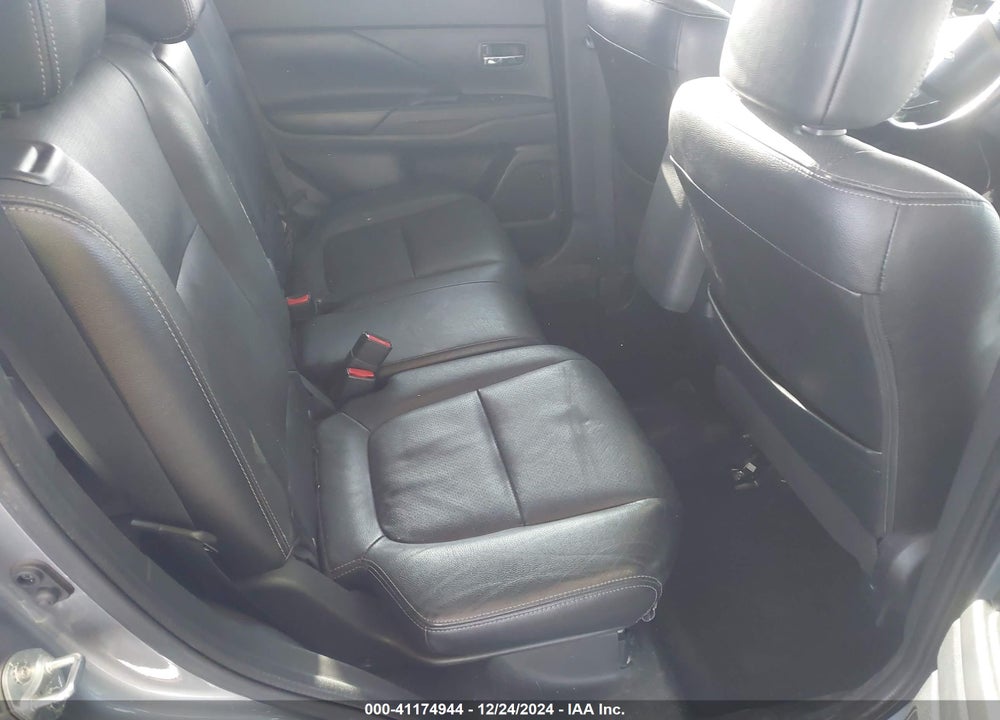 2016 MITSUBISHI OUTLANDER VIN: JA4AD3A32GZ035920