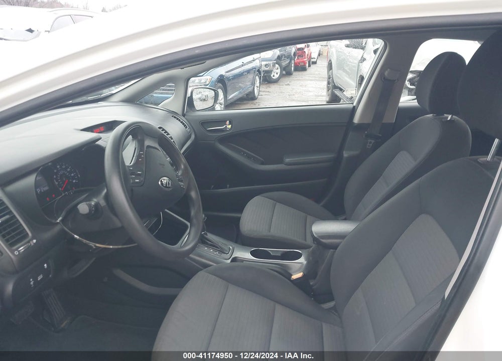 2015 KIA FORTE LX VIN: KNAFX4A6XF5274279