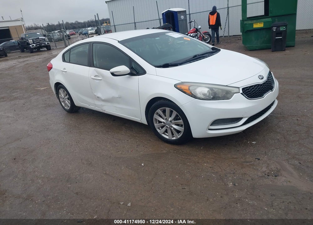 2015 KIA FORTE LX VIN: KNAFX4A6XF5274279