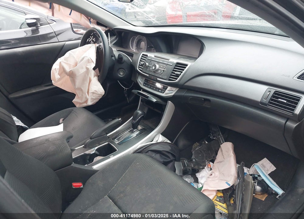 2015 HONDA ACCORD LX VIN: 1HGCR2F35FA149962