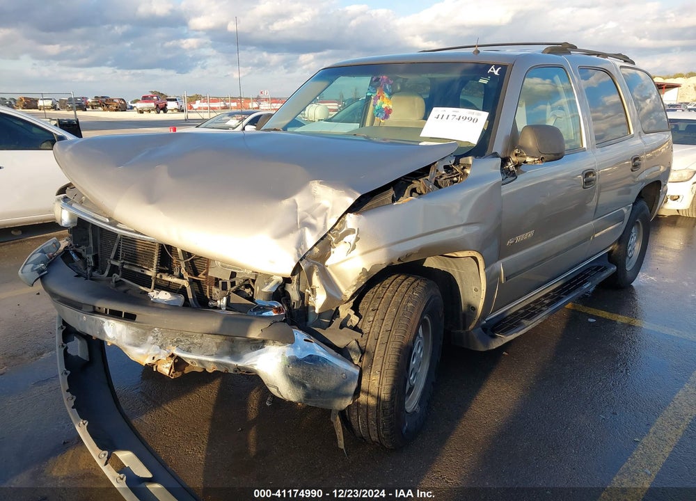 2002 CHEVROLET TAHOE LS VIN: 1GNEC13ZX2R181028