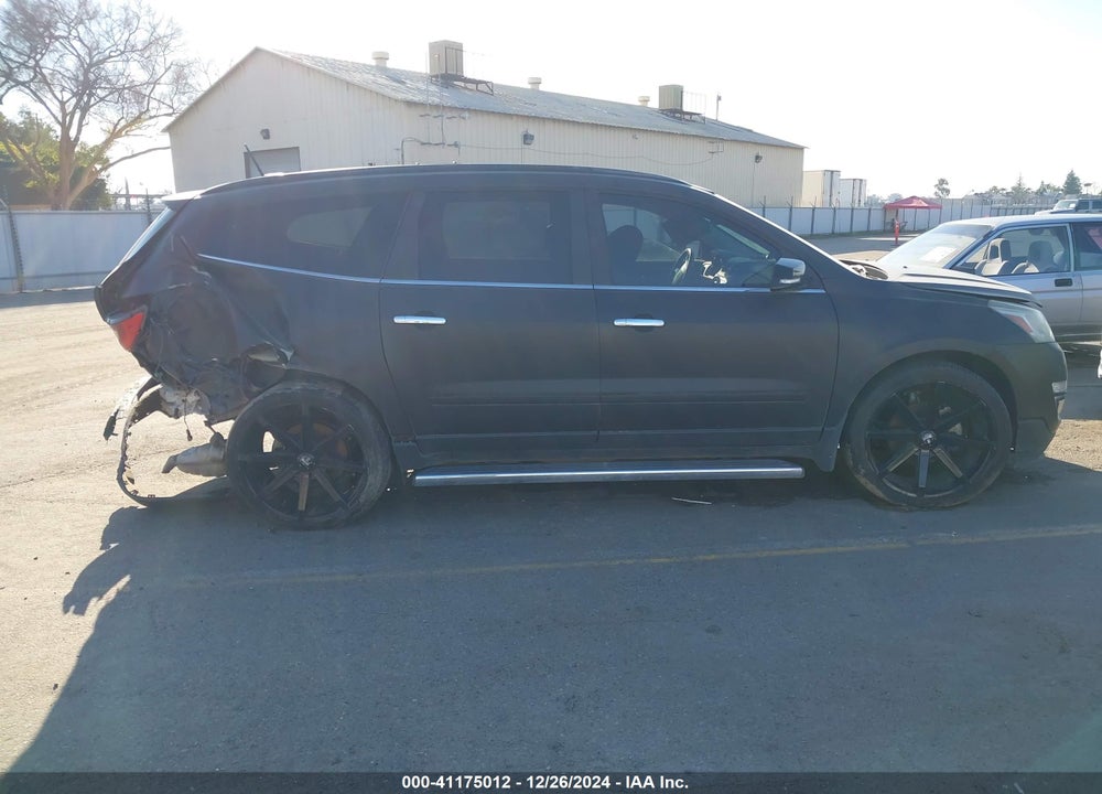 2017 CHEVROLET TRAVERSE LT VIN: 1GNKRGKD2HJ146243