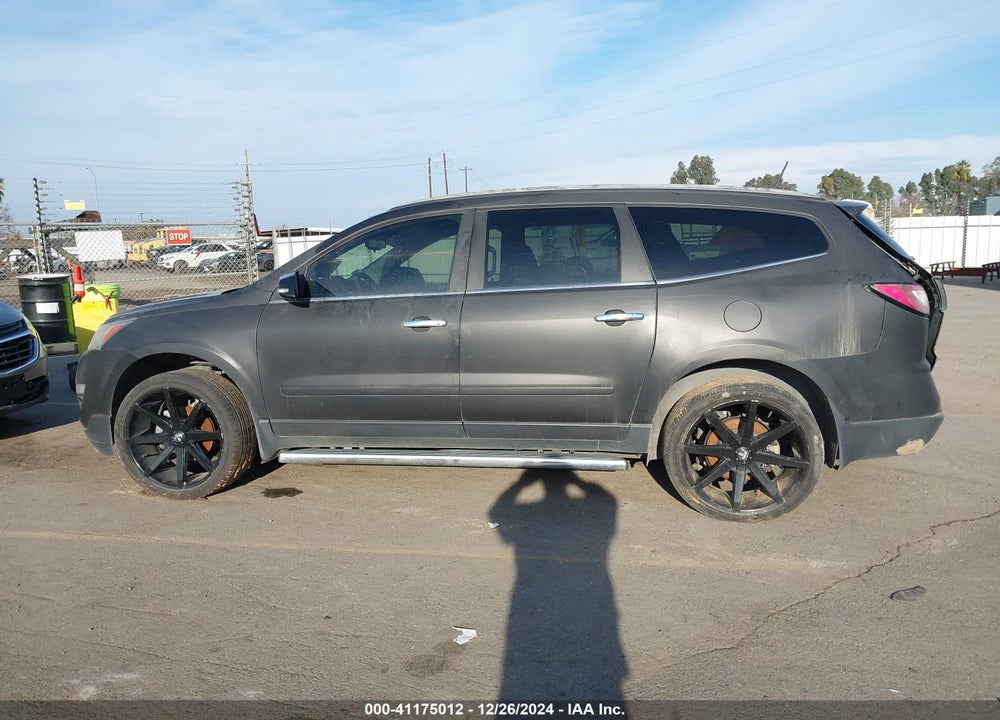 2017 CHEVROLET TRAVERSE LT VIN: 1GNKRGKD2HJ146243