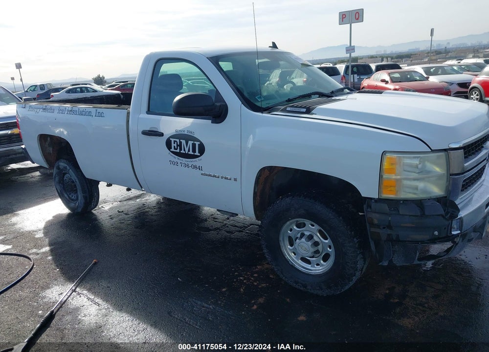2007 CHEVROLET SILVERADO 2500HD WORK TRUCK VIN: 1GCHC24K67E524249