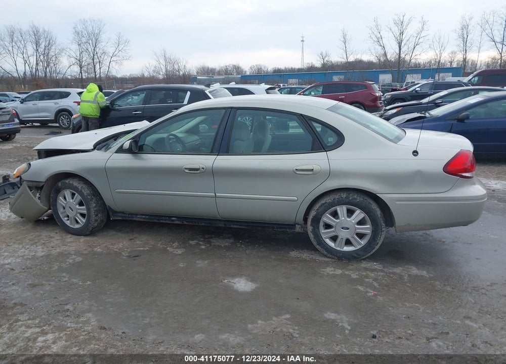 2005 FORD TAURUS SEL VIN: 1FAFP56215A202249