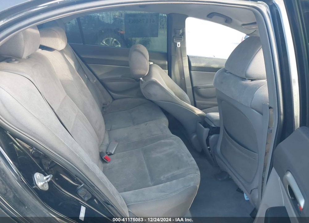 2007 HONDA CIVIC VIN: 1HGFA16557L019802