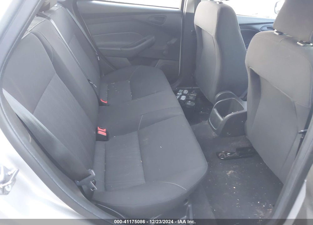 2018 FORD FOCUS S VIN: 1FADP3E2XJL208126