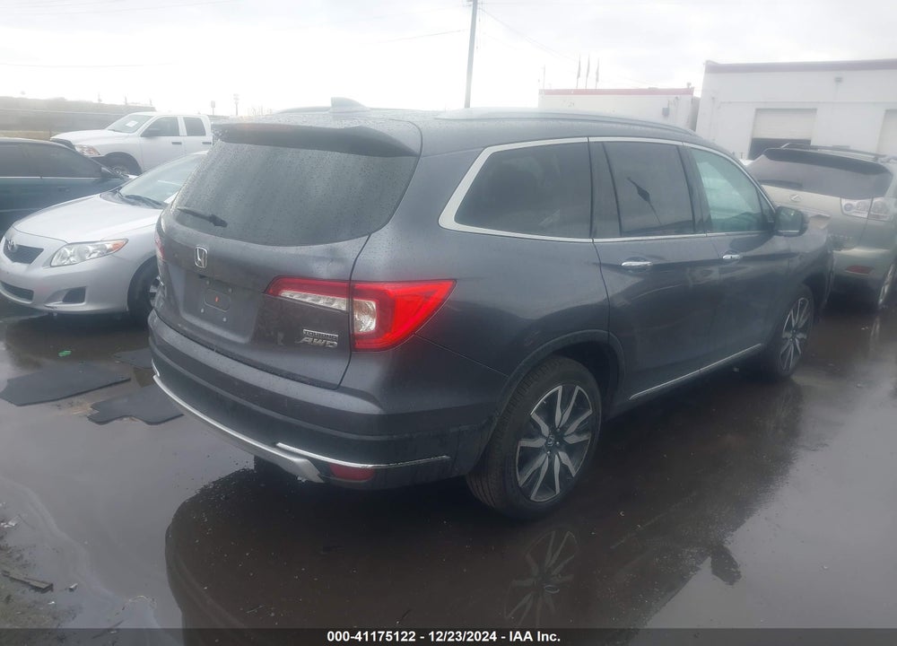 2021 HONDA PILOT VIN: 5FNYF6H61MB075214