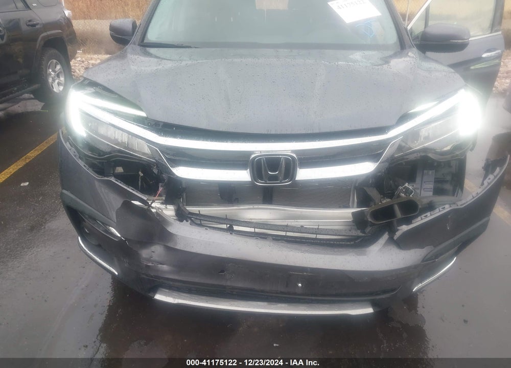 2021 HONDA PILOT VIN: 5FNYF6H61MB075214