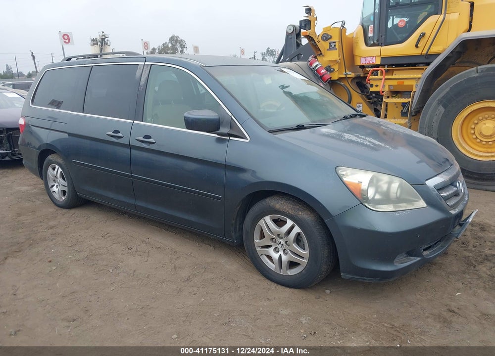 2005 HONDA ODYSSEY EX VIN: 5FNRL38495B404043