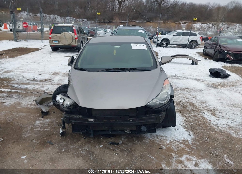 2012 HYUNDAI ELANTRA VIN: 5NPDH4AE8CH099394