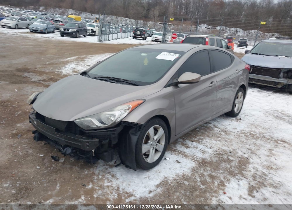 2012 HYUNDAI ELANTRA VIN: 5NPDH4AE8CH099394