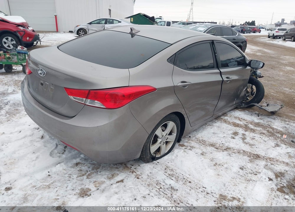2012 HYUNDAI ELANTRA VIN: 5NPDH4AE8CH099394