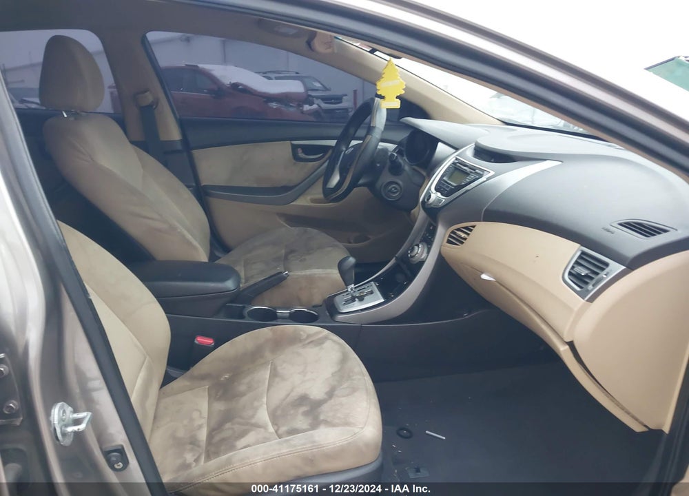 2012 HYUNDAI ELANTRA VIN: 5NPDH4AE8CH099394