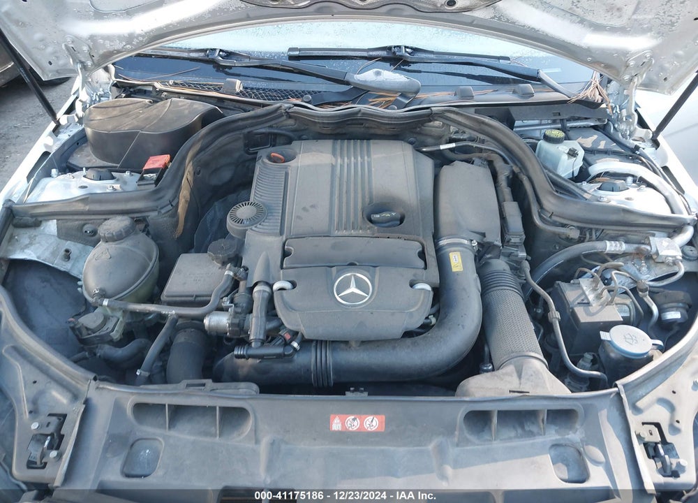 2012 MERCEDES-BENZ C 250 LUXURY/SPORT VIN: WDDGF4HB3CR216361