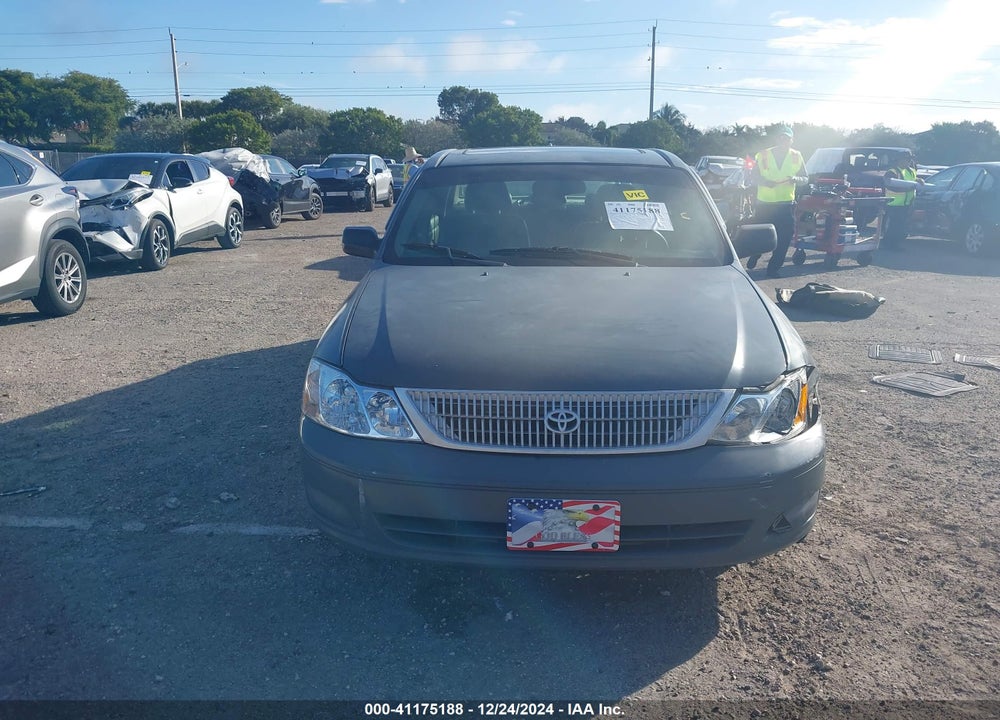 2000 TOYOTA AVALON XLS VIN: 4T1BF28B4YU030076