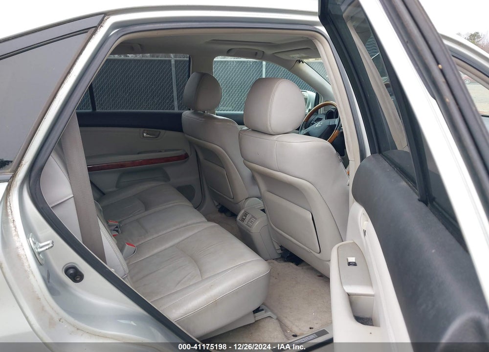 2004 LEXUS RX 330 VIN: 2T2GA31U54C015180