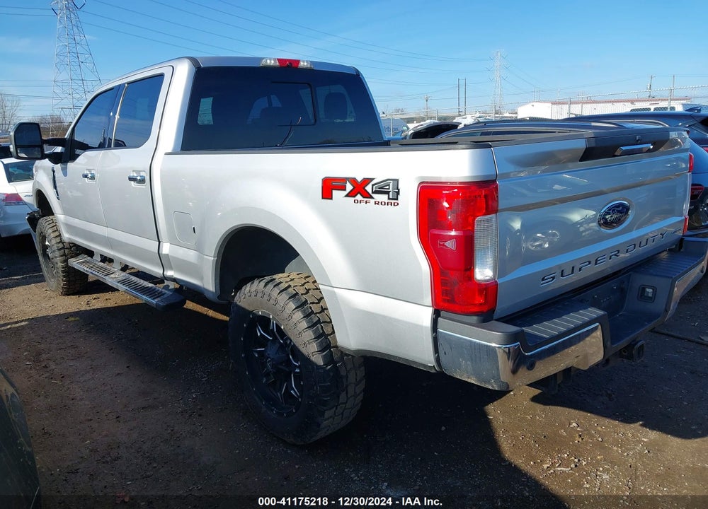 2017 FORD F-250 XLT VIN: 1FT7W2B67HEF33309