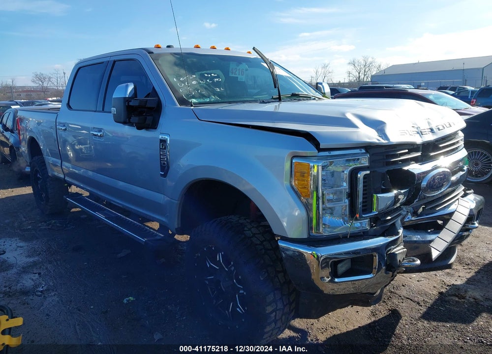 2017 FORD F-250 XLT VIN: 1FT7W2B67HEF33309