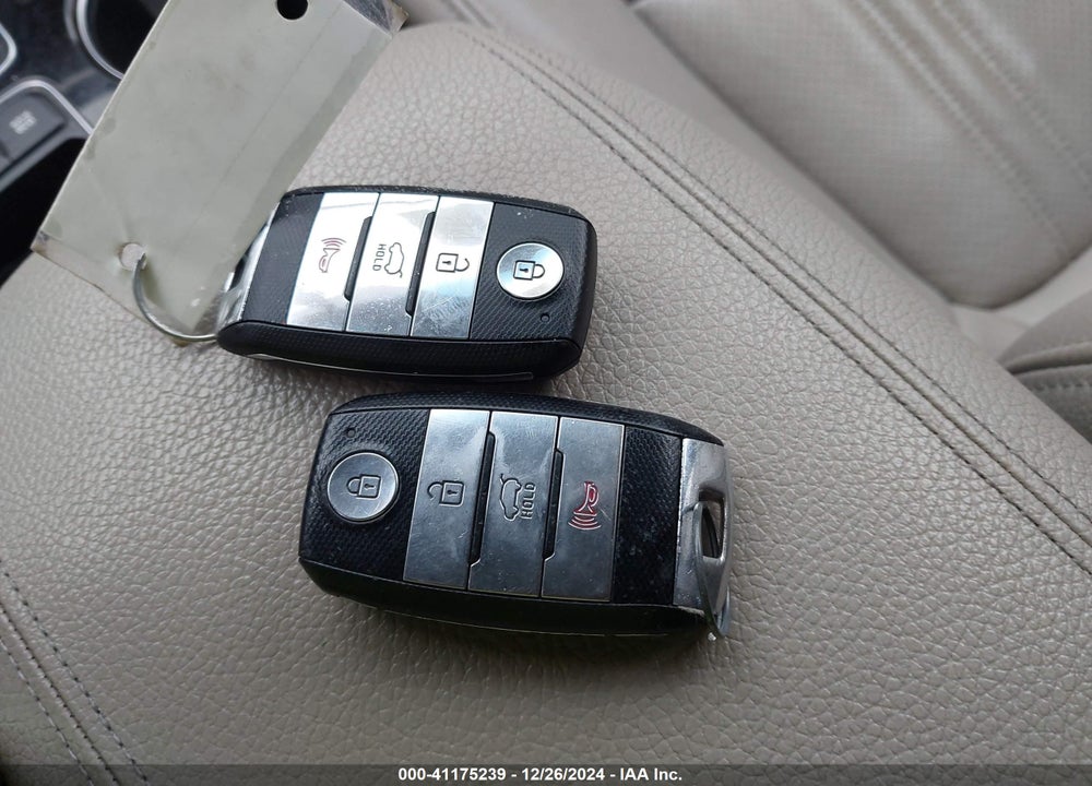 2015 KIA SORENTO EX V6 VIN: 5XYKUDA78FG614068