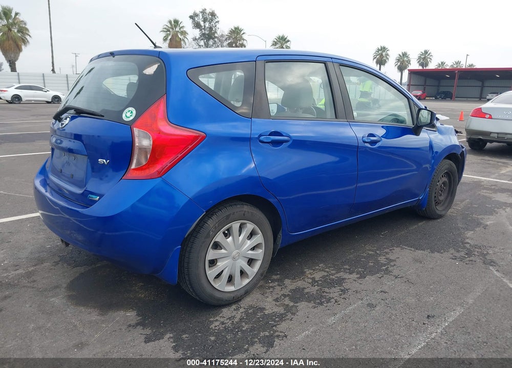 2015 NISSAN VERSA NOTE VIN: 3N1CE2CP8FL351661