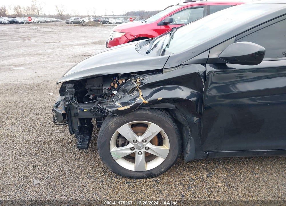 2013 HYUNDAI ELANTRA GLS VIN: 5NPDH4AE3DH350727